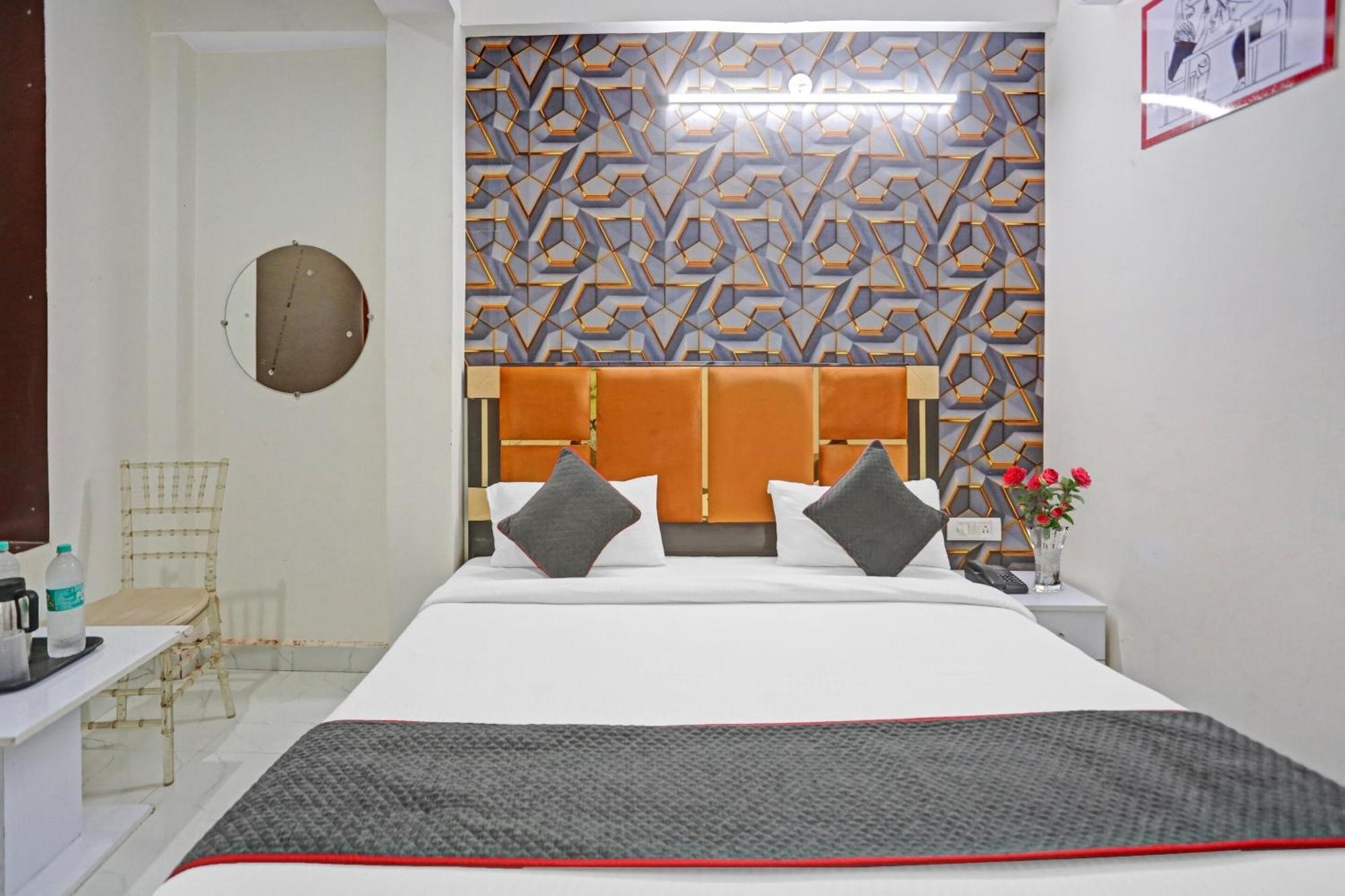 Hotel O Heritage Inn Noida Exterior photo